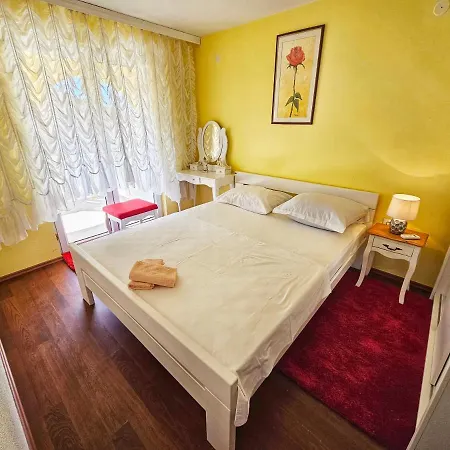 Sunny Dream Апартаменты Вир
